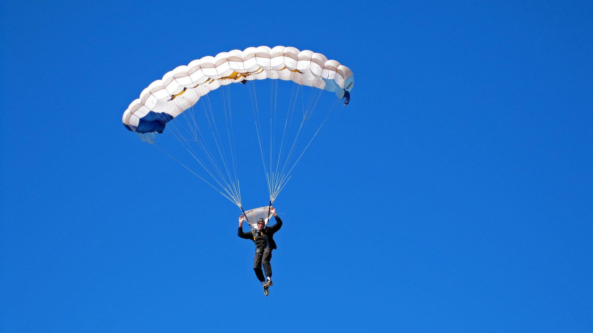 科比：用不屈的意志帮你实现“NBA梦”！，科比不放弃的事例